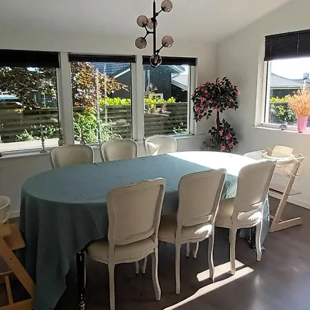 Welllocated And Modern In Northsealan